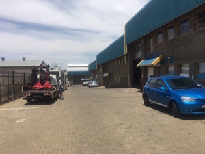 347m² Warehouse to rent at Industrial Village - Kya Sands in Kya Sand