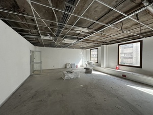 1 179m² Office Space to rent at Matador Centre in Cape Town CBD