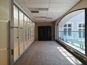 1 125m² Office Space to rent at Nelson Mandela Square in Sandton Central