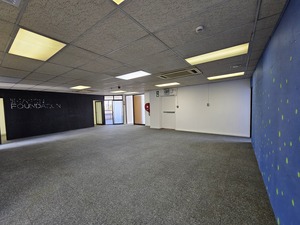 604m² Office Space to rent at Omni Park in Bo Oakdale