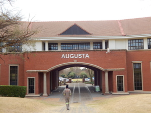 498m² Office Space to rent at The Campus in Bryanston