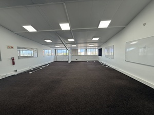477m² Office Space to rent at The Waverley Business Park in Observatory