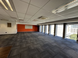 384m² Office Space to rent at Thomas Pattullo in Foreshore