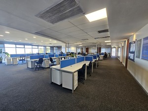 836m² Office Space to rent at Tygerberg Park in Plattekloof