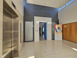 836m² Office Space to rent at Tygerberg Park in Plattekloof