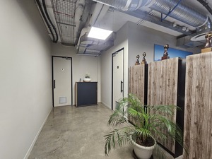 886m² Office Space to rent at Waterhouse Place (ex PWC Building) in Century City
