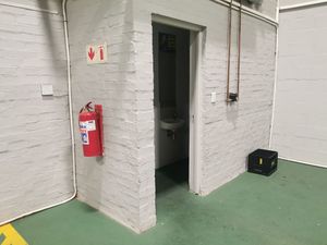 449m² Warehouse to rent at Willow Park in Stikland
