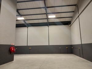 519m² Warehouse to rent at Willow Park in Stikland
