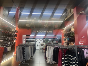 Retail Shops to rent at 130 On Main in Wynberg
