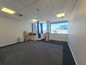 1 056m² Office Space to rent at 35 Lower Long Street in Cape Town CBD