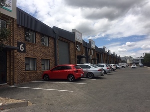 252m² Warehouse to rent at Cranberry Industrial Park in Laser Park