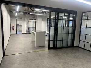 428m² Office Space to rent at Design Quarter Retail Offices in Fourways