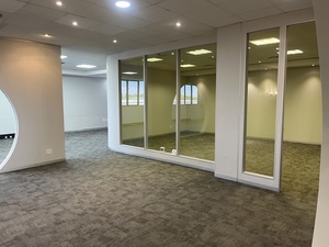 287m² Office Space to rent at Design Quarter Retail Offices in Fourways
