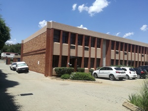 320m² Warehouse to rent at Ferndale Industrial Park in Ferndale