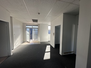 100m² Office Space to rent at Frazzitta Business Park - Milnerton in Marconi Beam