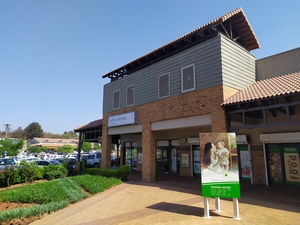 112m² Retail Shops to rent at Hazeldean Square Shopping Center in Silver Lakes