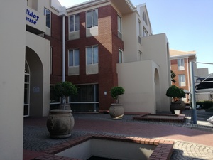367m² Office Space to rent at Holiday House in Randburg CBD
