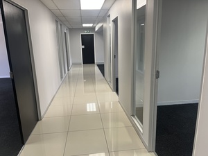 235m² Office Space to rent at Hurlingham Office Park in Hurlingham