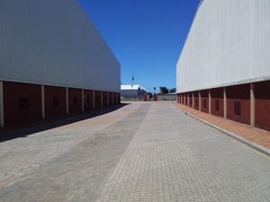 Warehouse to rent at Ikhwezi Industrial Park in Epping Industrial