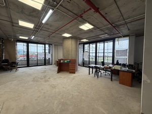 187m² Office Space to rent at Maritime Place in Paarden Eiland
