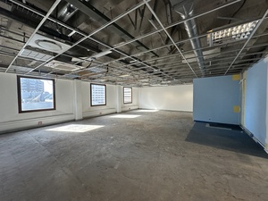 1 220m² Office Space to rent at Matador Centre in Cape Town CBD