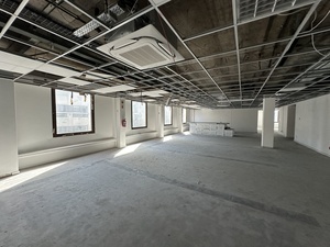 1 115m² Office Space to rent at Matador Centre in Cape Town CBD