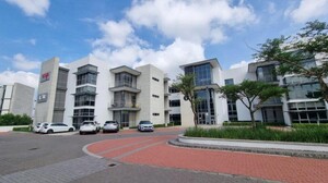 1 155m² Office Space to rent at Maxwell Office Park Building 1 in Waterfall City