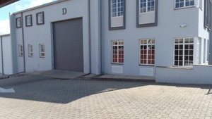 263m² Warehouse to rent at Mount Royal Business Park in Halfway House
