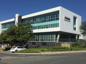 401m² Retail Shops to rent at Design Quarter Offices in Fourways