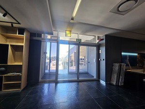 3 200m² Office Space to rent at Northgate Park Section Street in Paarden Eiland