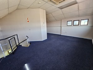 604m² Office Space to rent at Omni Park in Bo Oakdale