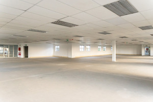 586m² Office Space to rent at Riverview Office Park (1 River Road) in Kyalami