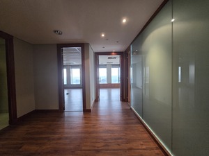 217m² Office Space to rent at Sandton City Office Tower in Sandton Central