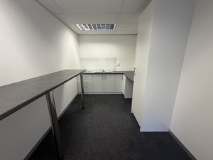 458m² Office Space to rent at Stadium On Main in Claremont