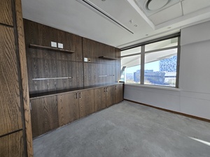 888m² Office Space to rent at The Place in Sandton Central