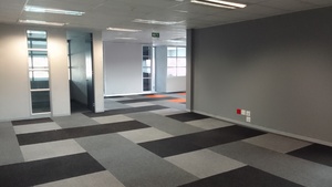 5 600m² Office Space to rent at Waterfall Park (Pragma Building) in Waterfall City