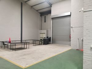 449m² Warehouse to rent at Willow Park in Stikland