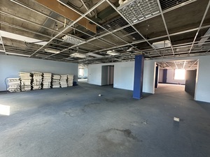 1 200m² Office Space to rent at Matador Centre in Cape Town CBD