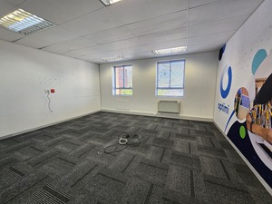 971m² Office Space to rent at Tygervalley Office Park in Tyger Valley