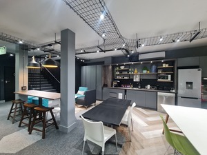 432m² Office Space to rent at Century Square in Century City