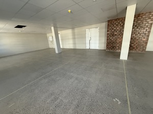 77m² Office Space to rent at Halo Medical Suites Paardevlei in Paardevlei