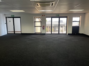 120m² Office Space to rent at Hurlingham Office Park in Hurlingham