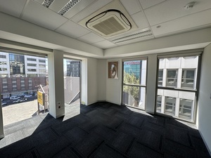 384m² Office Space to rent at Thomas Pattullo in Foreshore