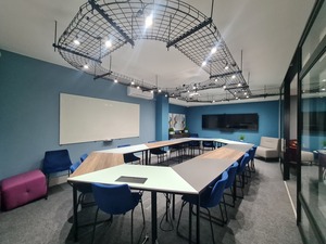 432m² Office Space to rent at Century Square in Century City