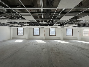 1 115m² Office Space to rent at Matador Centre in Cape Town CBD
