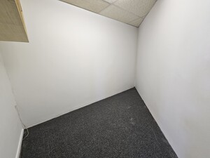 604m² Office Space to rent at Omni Park in Bo Oakdale