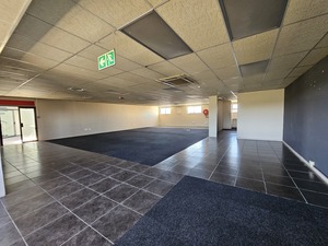 604m² Office Space to rent at Omni Park in Bo Oakdale