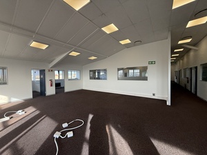 477m² Office Space to rent at The Waverley Business Park in Observatory