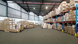 5 552m² Warehouse to rent at 31 Nourse Avenue in Epping Industrial