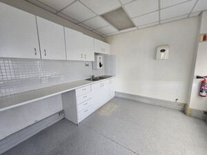 858m² Office Space to rent at Bloemhof in Bo Oakdale